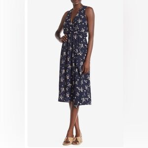 EVERLY | Faux Wrap Floral Midi dress
Good condition